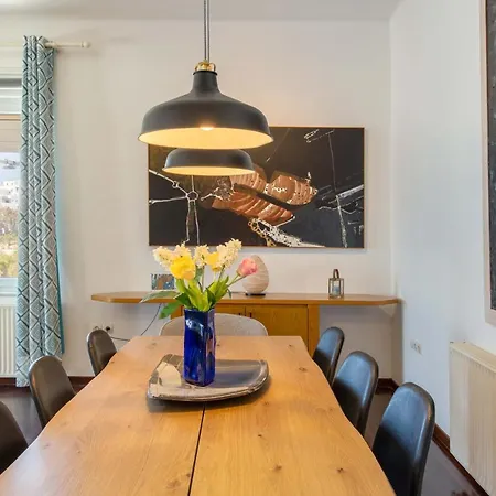 Big Blue Appartement *